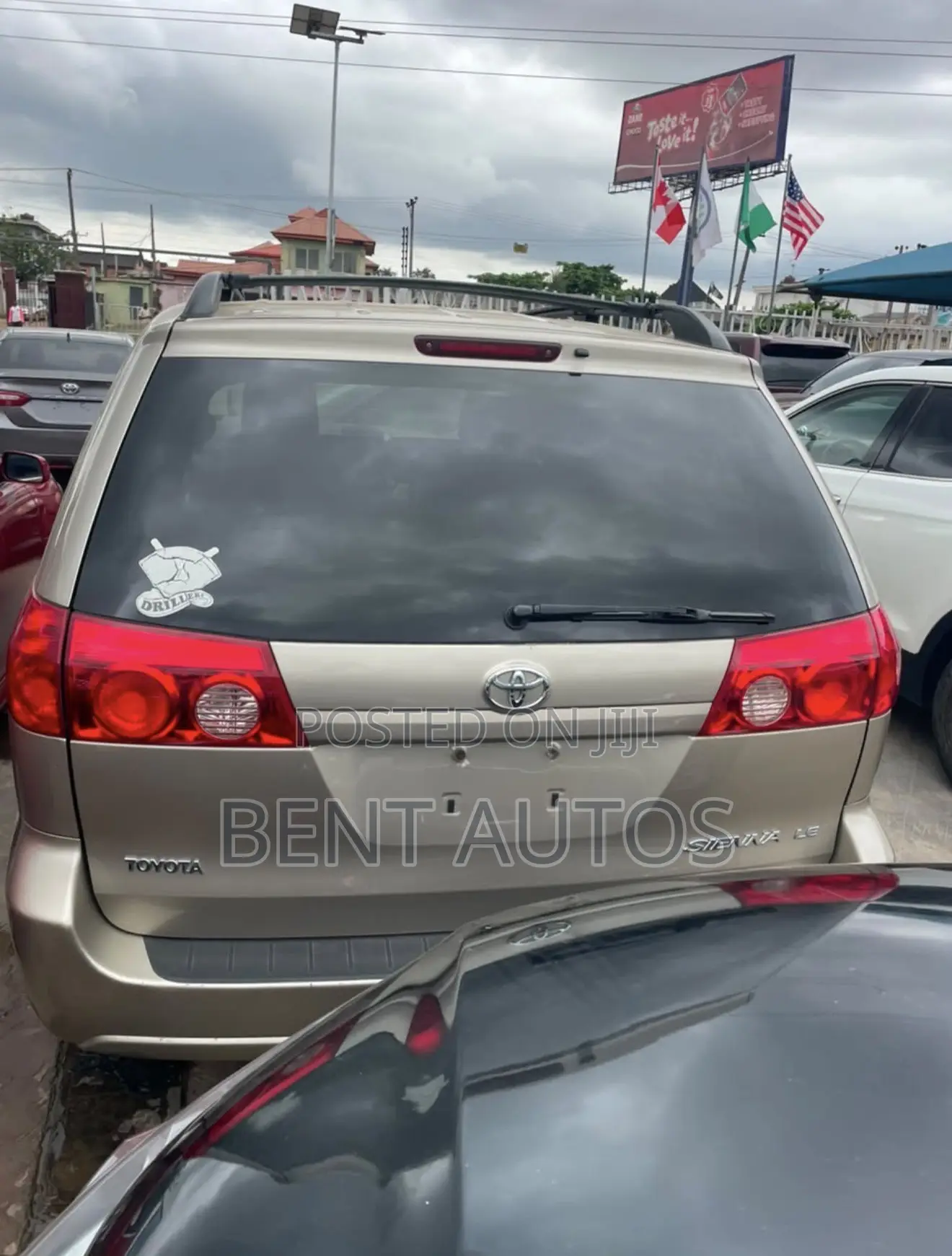 Toyota Sienna LE AWD 2006 Gold