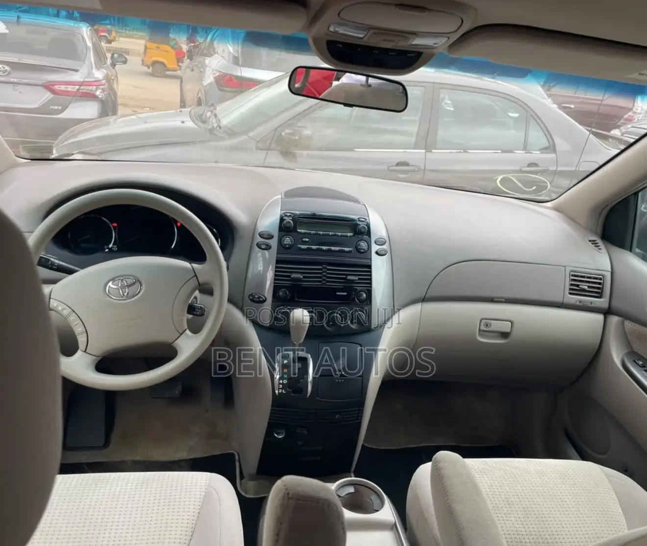 Toyota Sienna LE AWD 2006 Gold