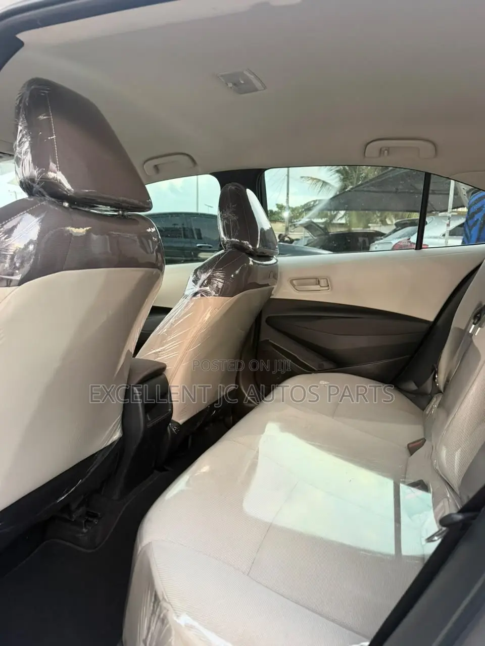 Toyota Corolla LE 2022 White
