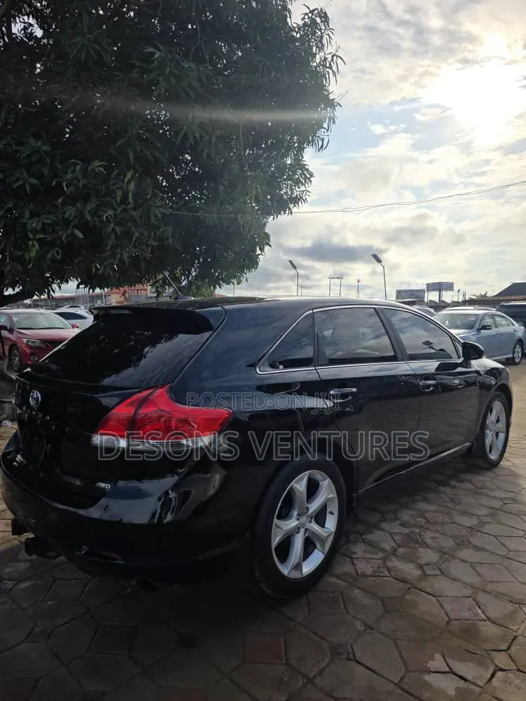 Toyota Venza 2010 Black