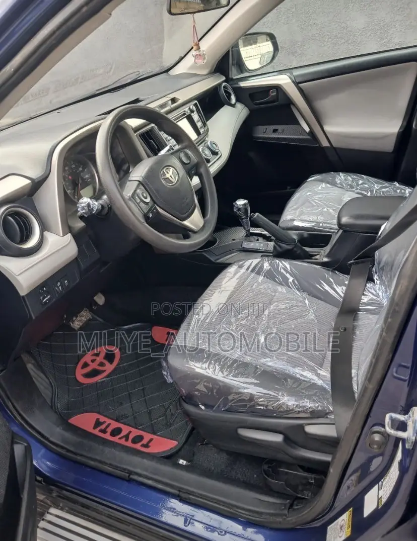 Toyota RAV4 LE 4dr SUV AWD (2.5L 4cyl 6A) 2014 Blue