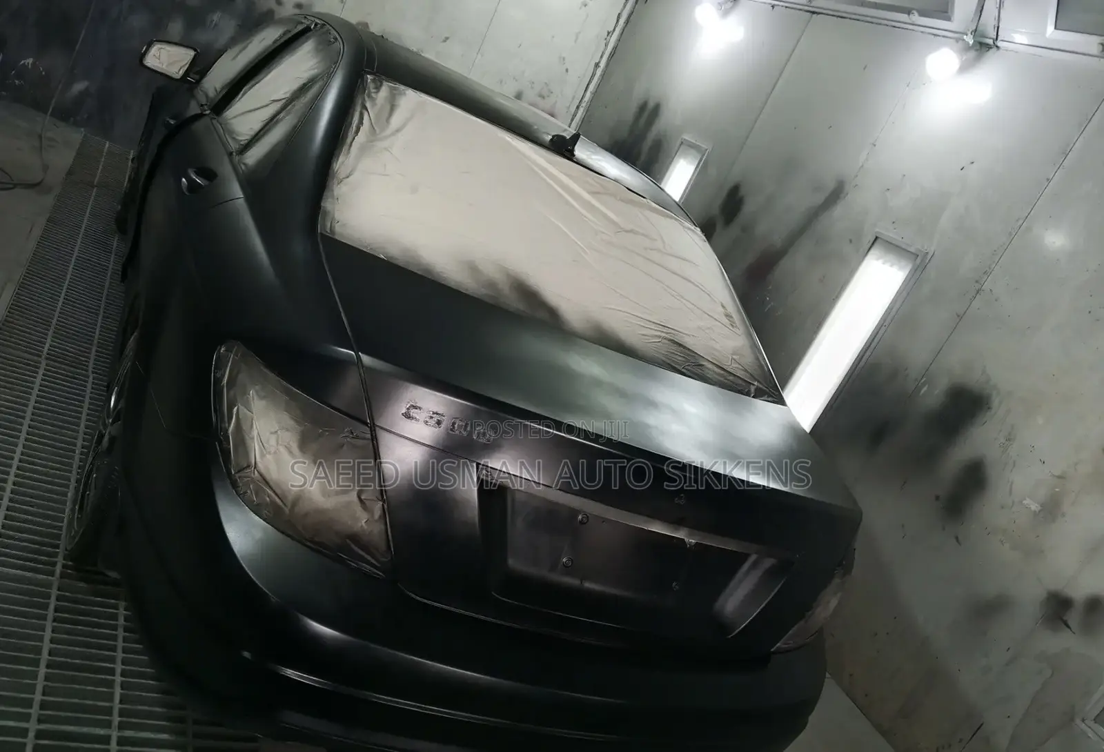 Quality Spray Painting With Neat Finishing