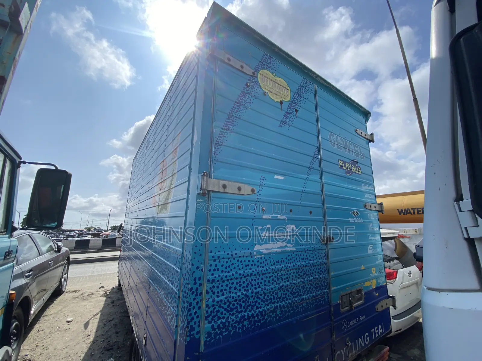 Mercedes Benz 410 Container Body