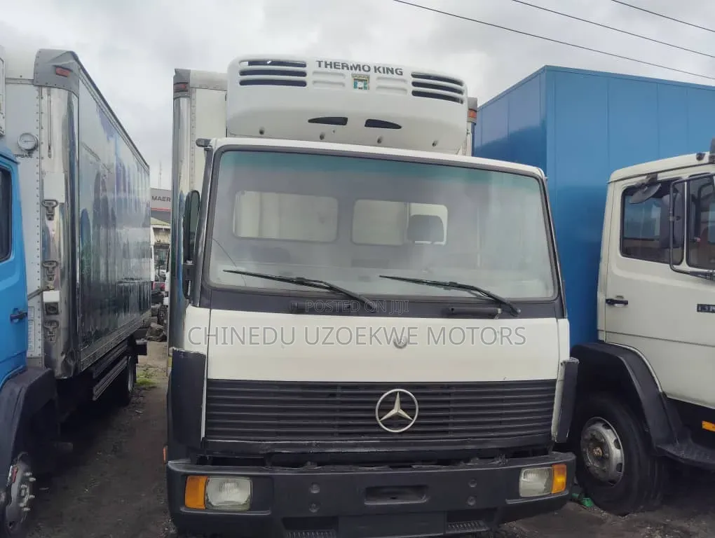 Mercedes Truck Cooling Van 1117D