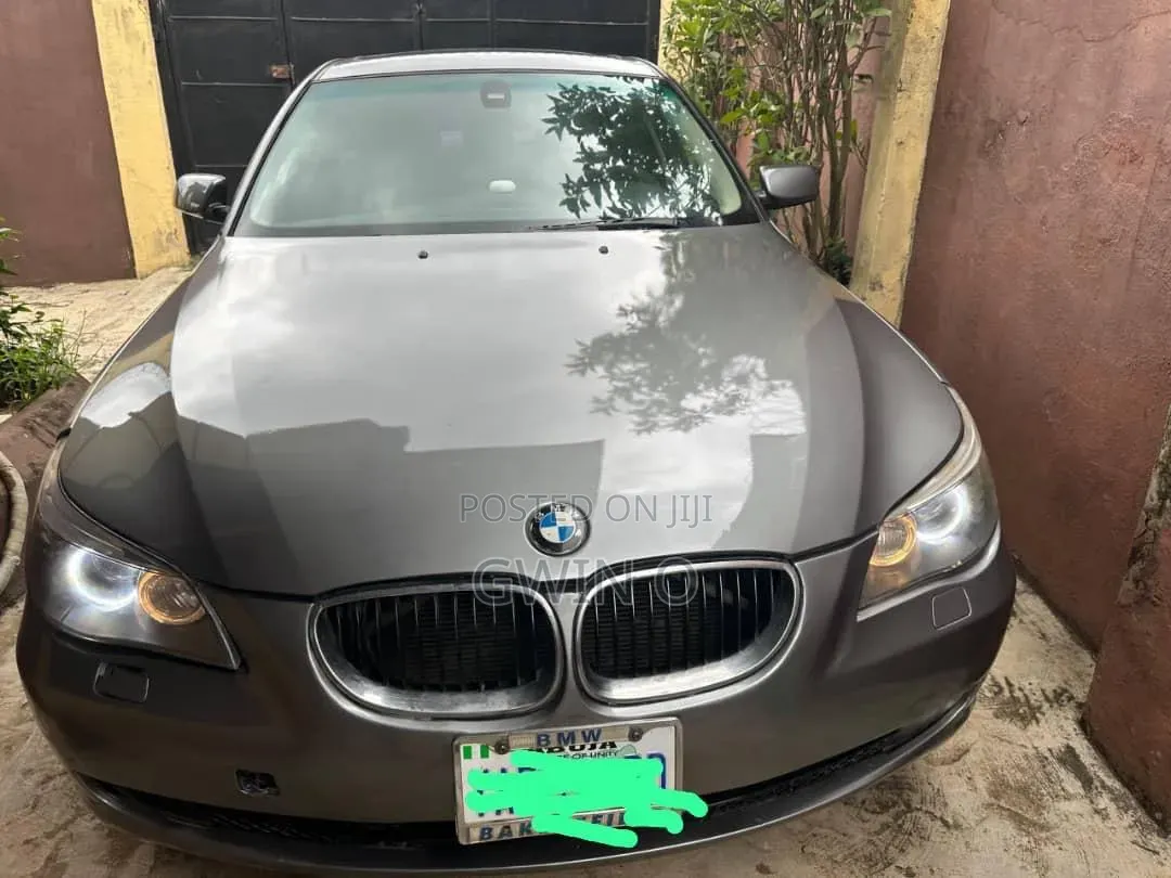 BMW 528i 2008 Gray