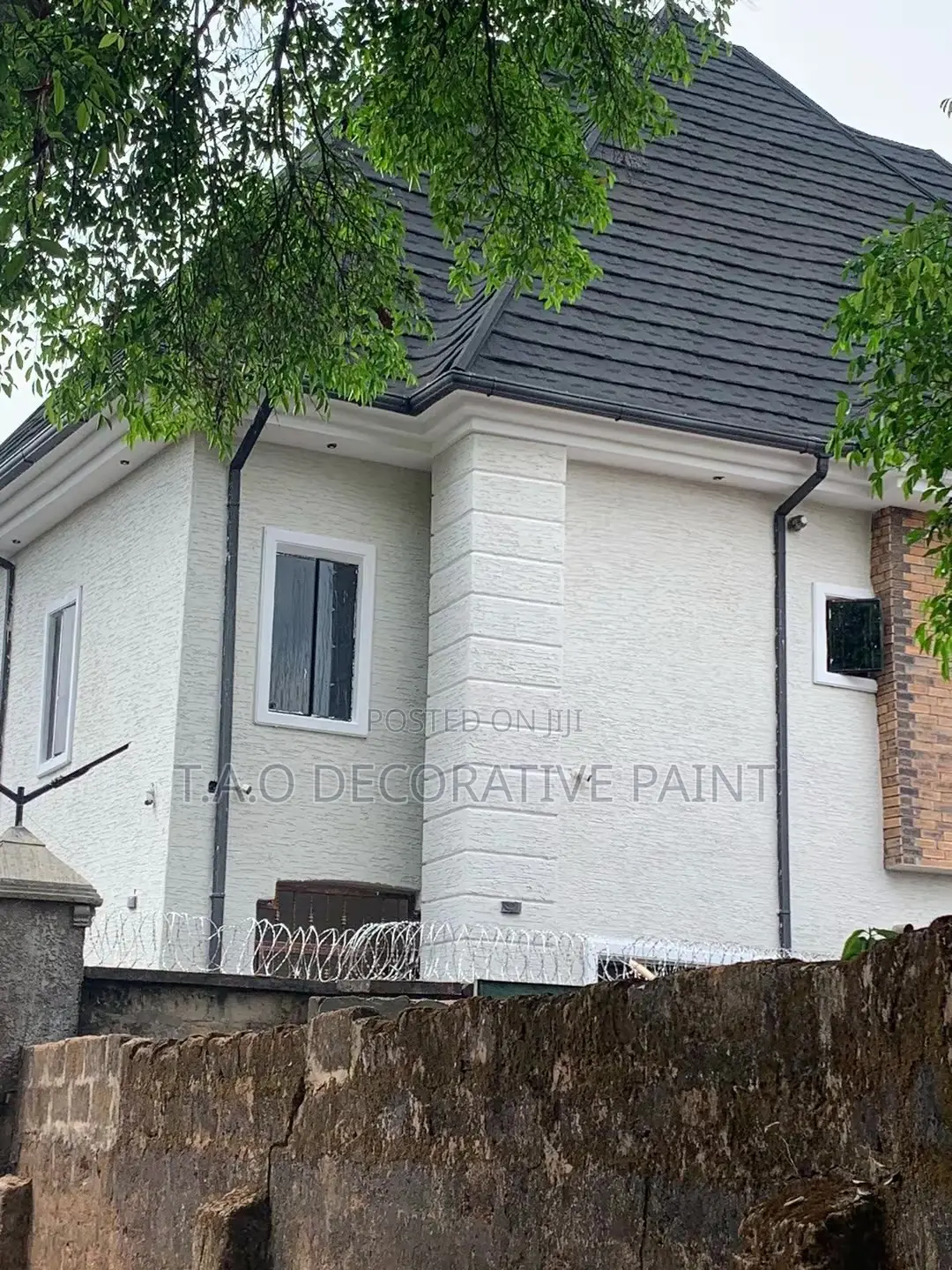 Premium Gravitex Paint