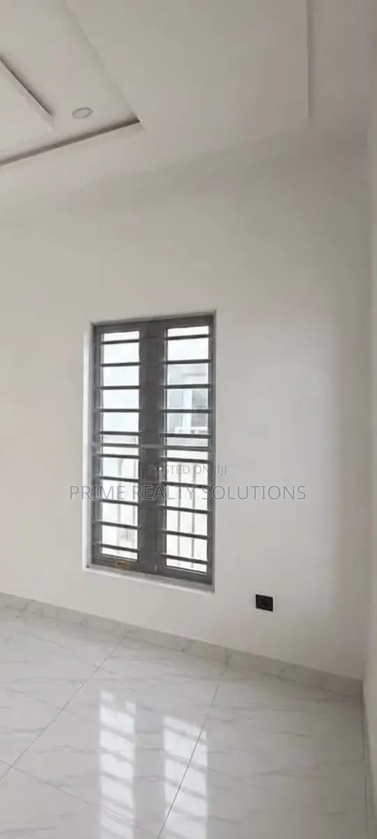 Mini Flat in Lekki Expressway for rent