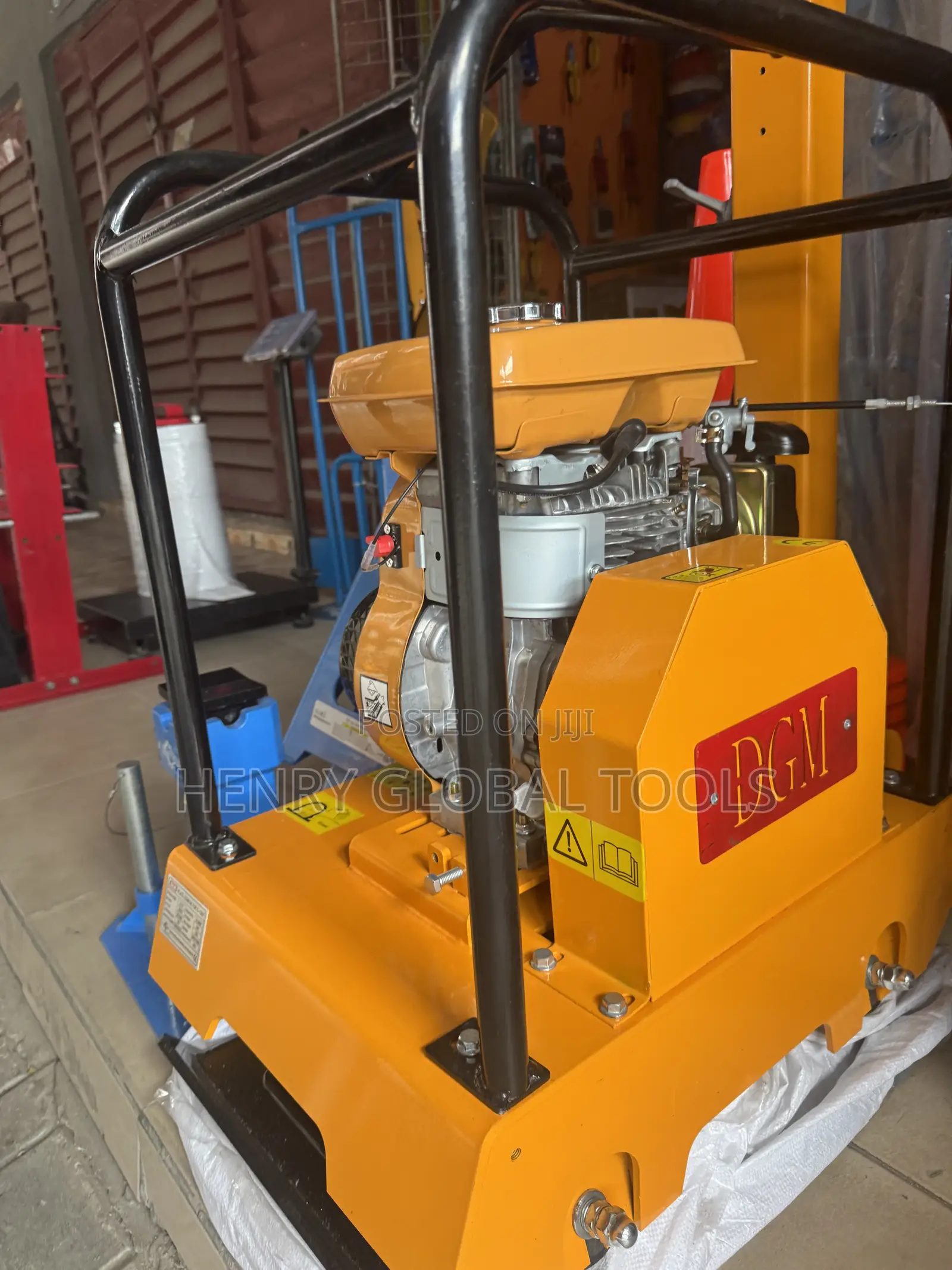 DGM C-120t Heavy-Duty Petrol Plate Compactor