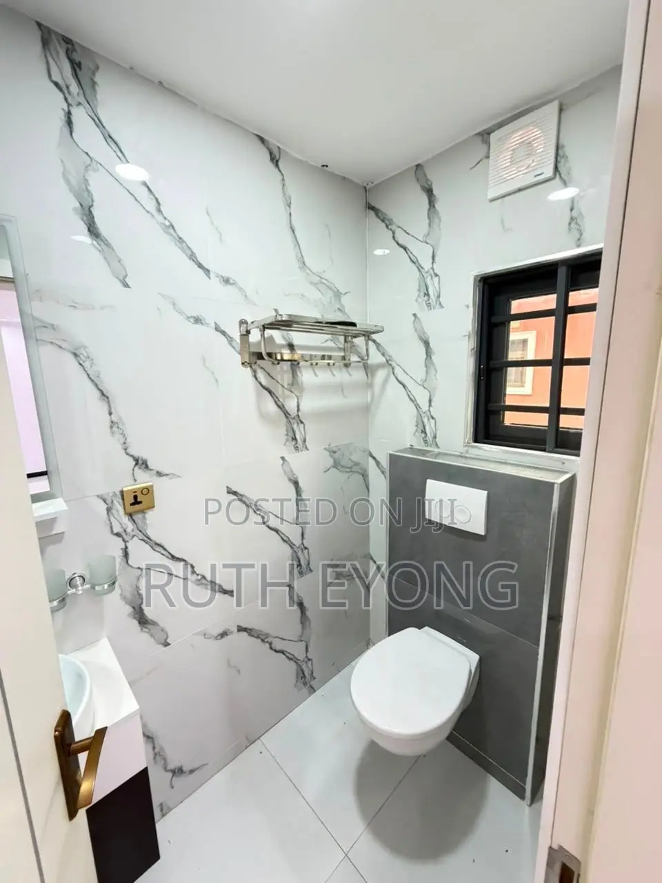 7bdrm Duplex in Royal Gardens Estate for rent