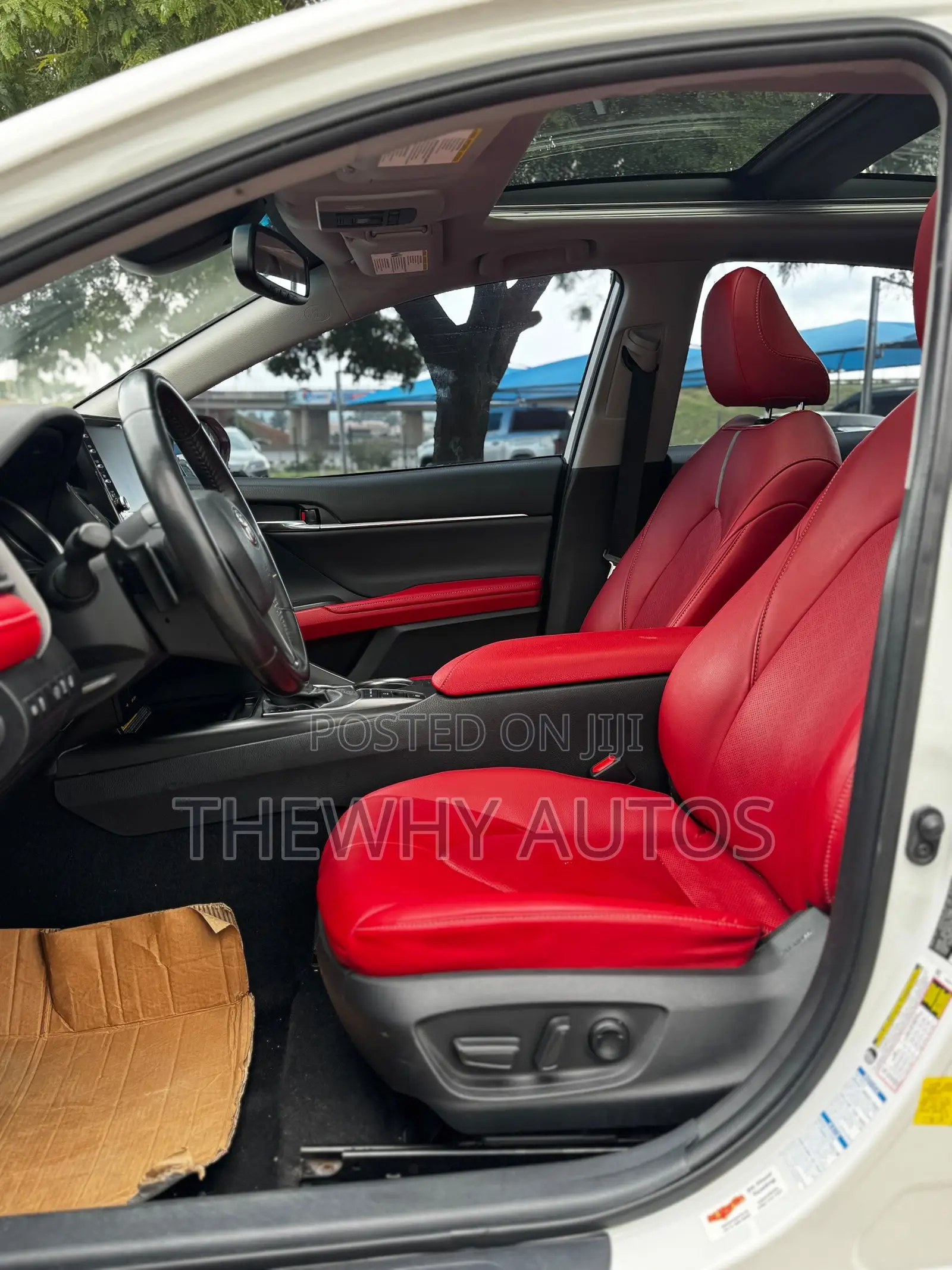 Toyota Camry XSE 2021 White