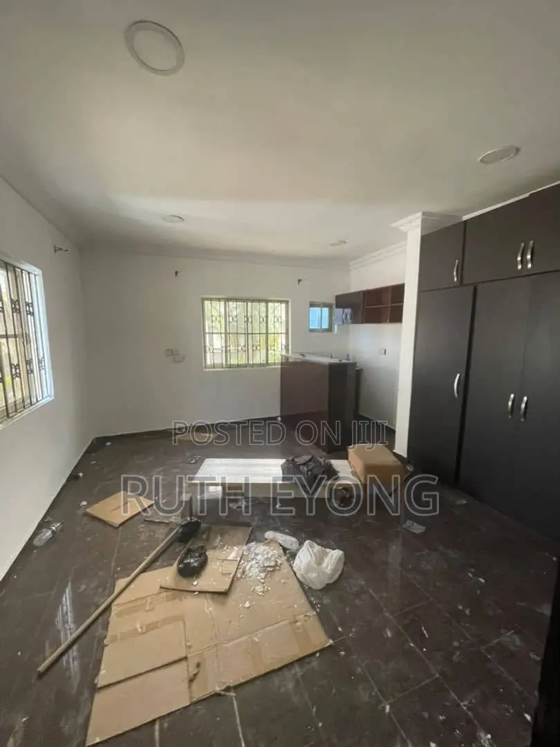 Studio Apartment in Lekki Phase 1 for rent