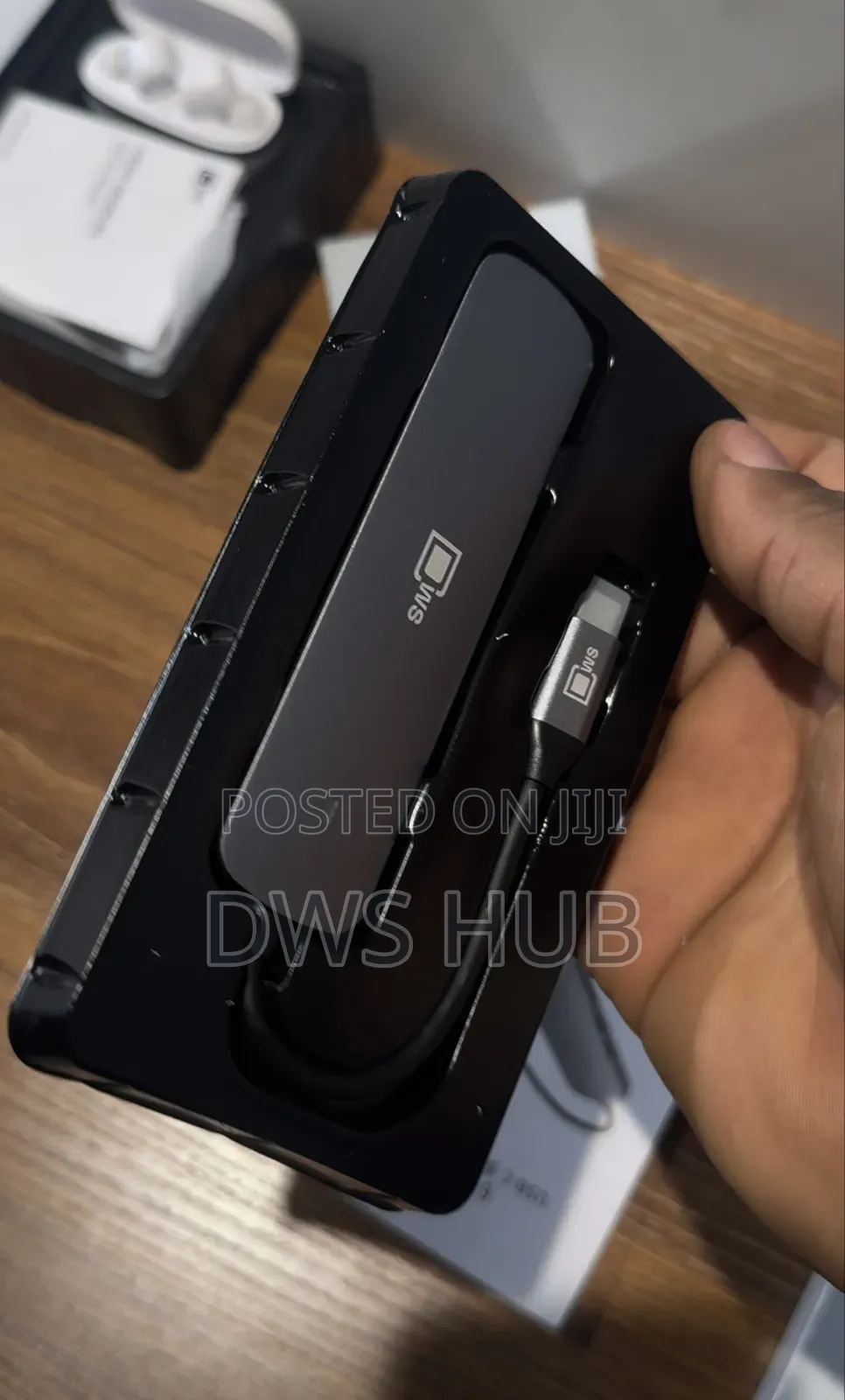 USB-C 6-in-1 Hub Adapter