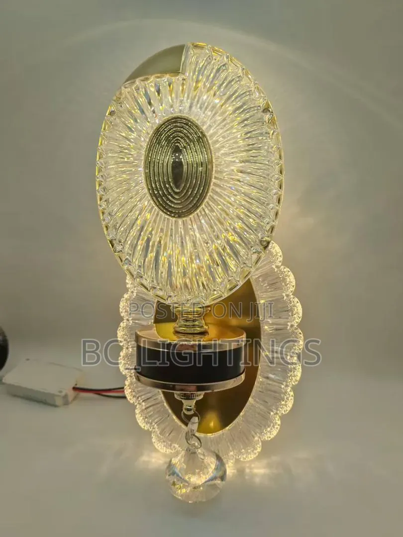 Modern Home Decor Resin Leaf for Dining, Living Rooms Indoor Light