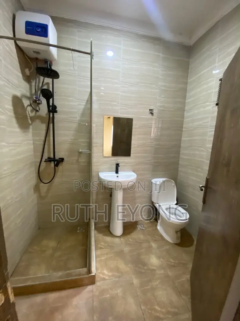 2bdrm Apartment in Ikate Lekki for rent