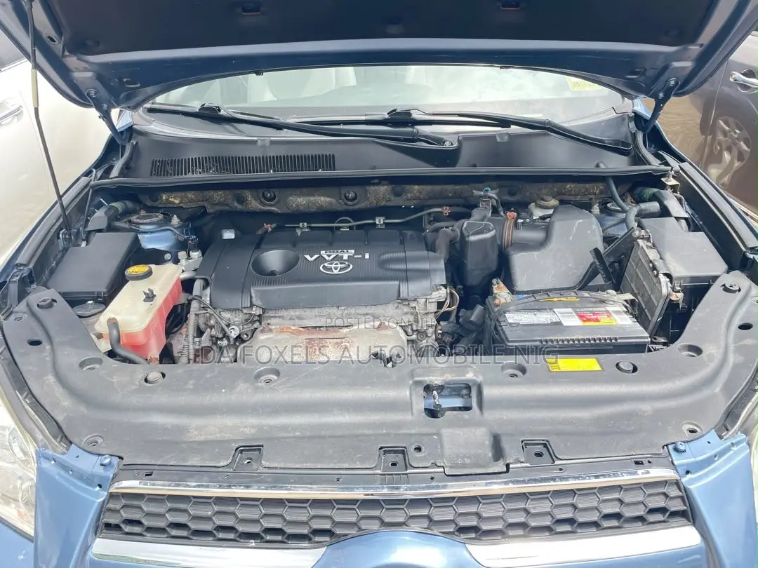 Toyota RAV4 2.5 Limited 2010 Blue