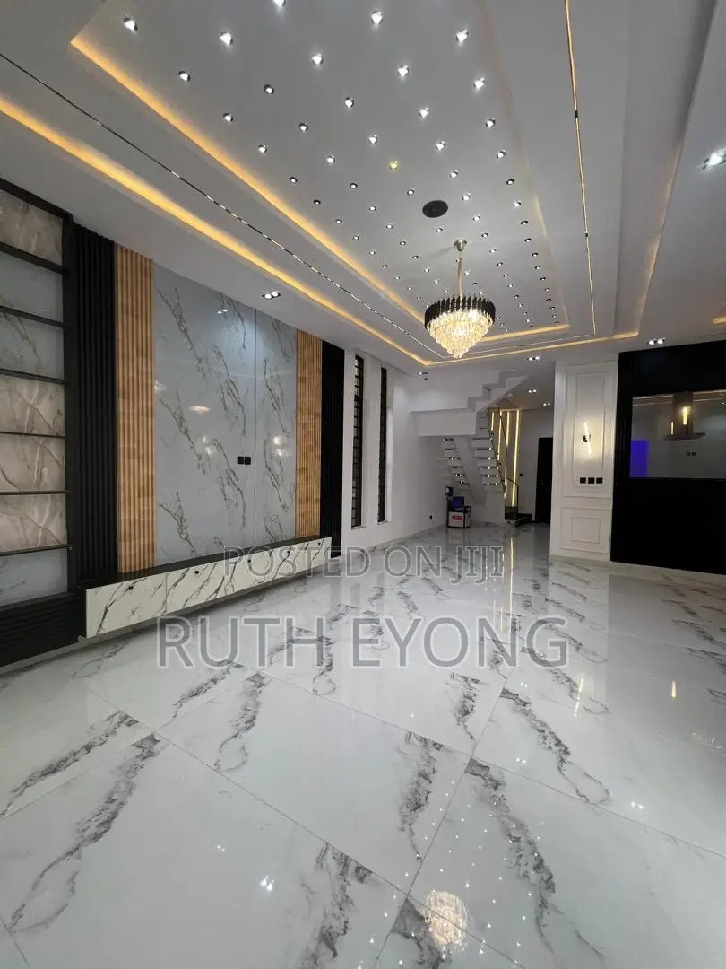 5bdrm Duplex in Megamound Estate, Lekki Phase 1 for sale