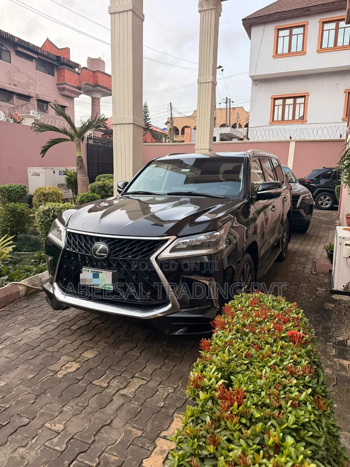 Lexus LX 570 AWD 2018 Black