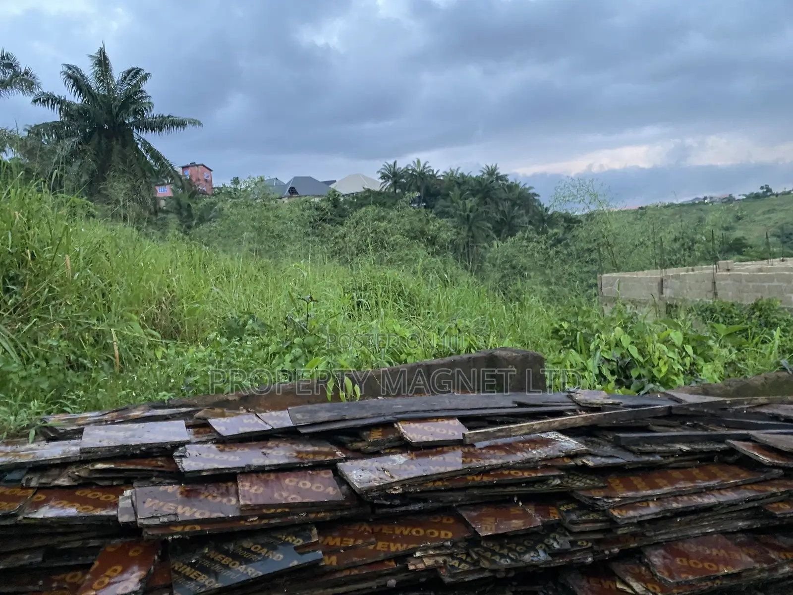 Amuzukwu Ibeku 1 Plot for Sale