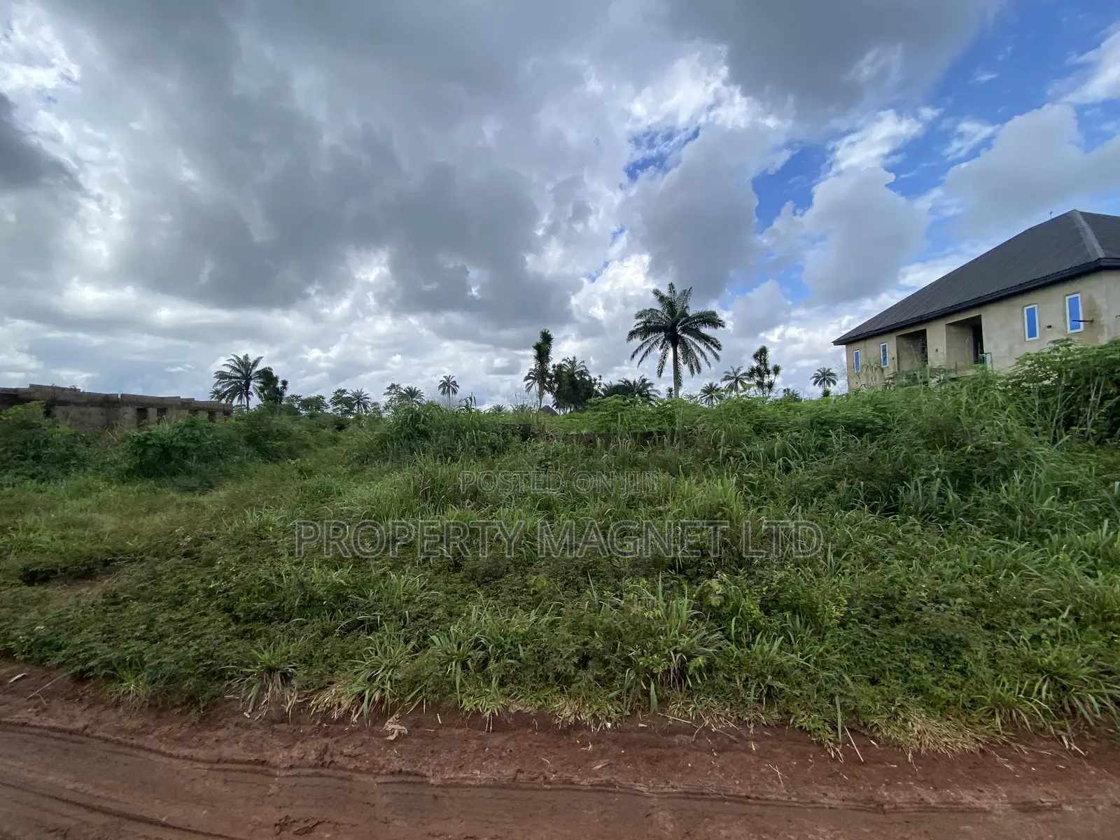 1 Plot for Sale at UMUAHIA
