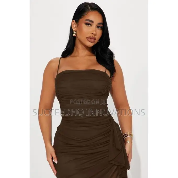 Pretty Lady Ruched Midi Dress