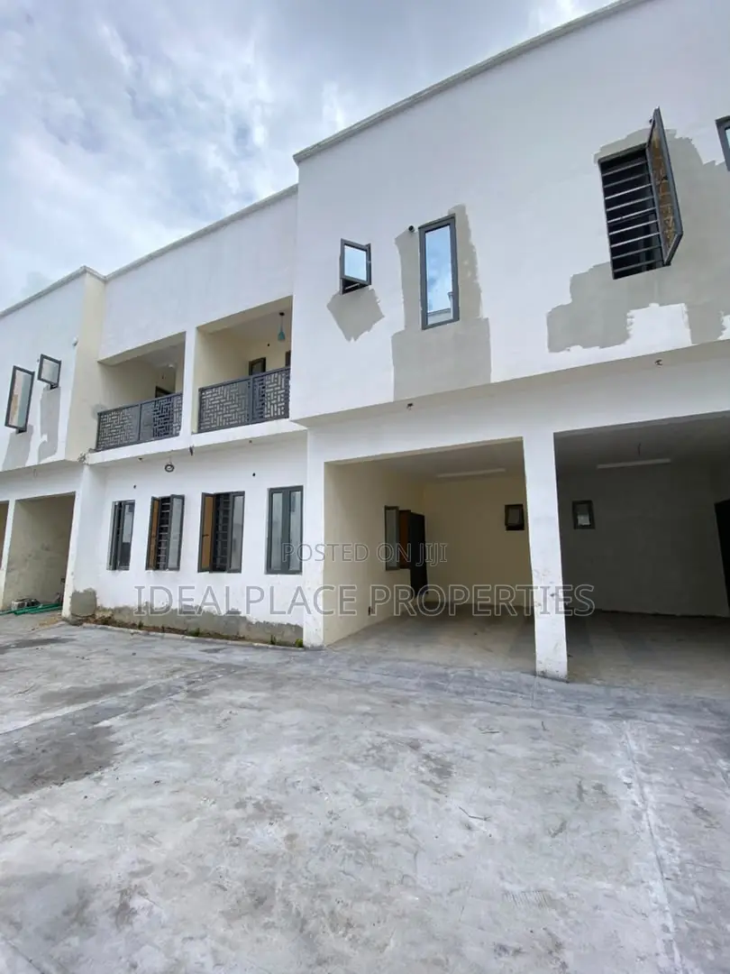 3bdrm Duplex in Sangotedo for sale
