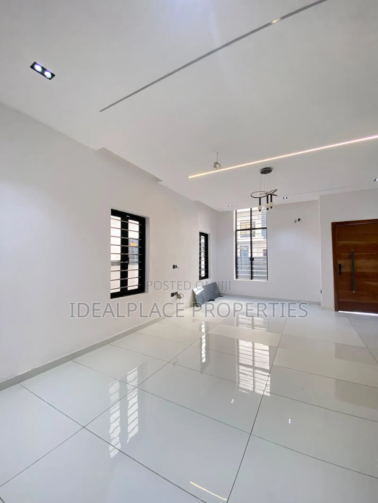4bdrm Duplex in Sangotedo for sale