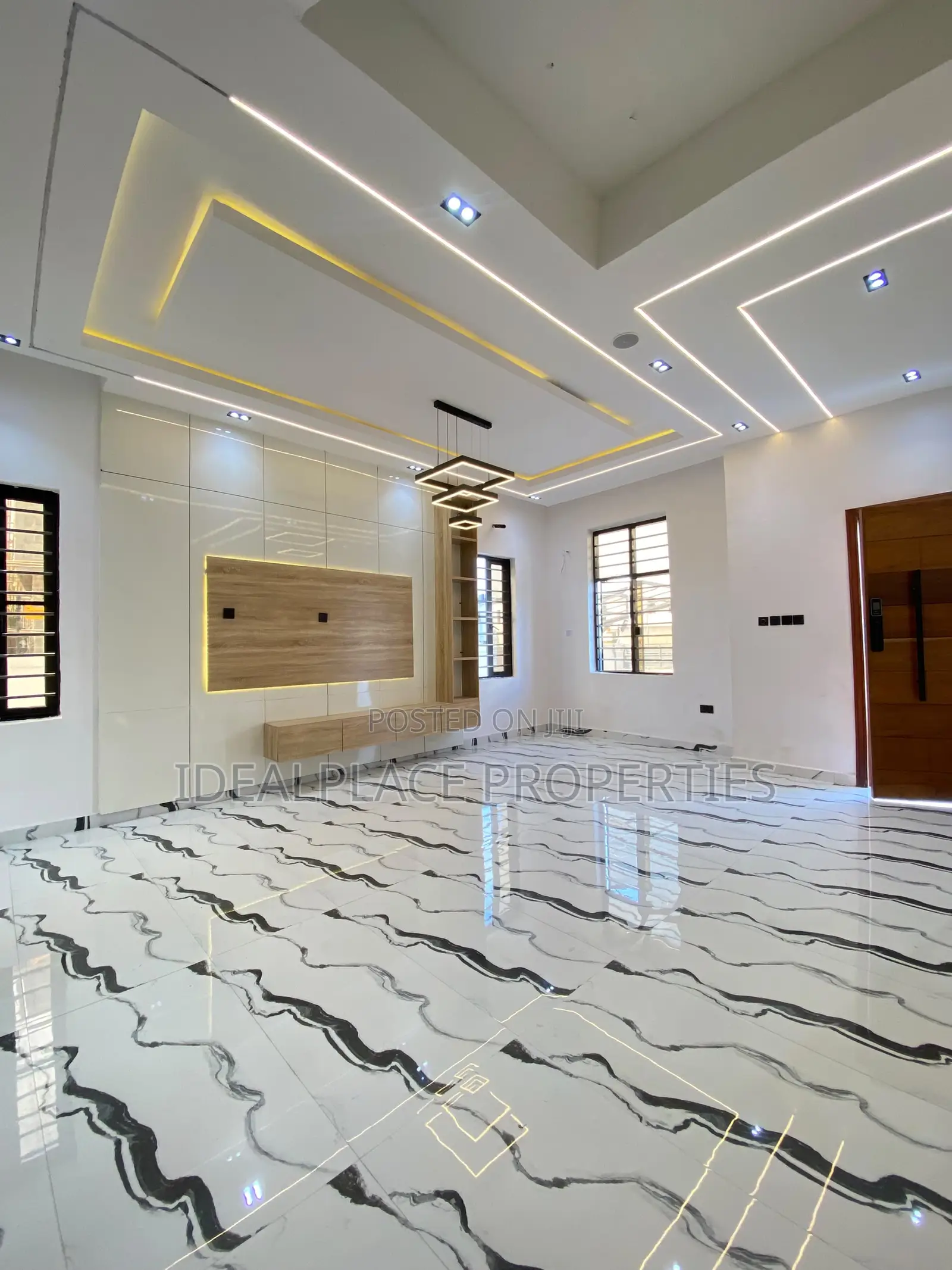 4bdrm Duplex in Sangotedo for sale