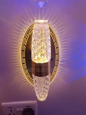 Led Luxury Wall Bracket Light 3 Colour Changing