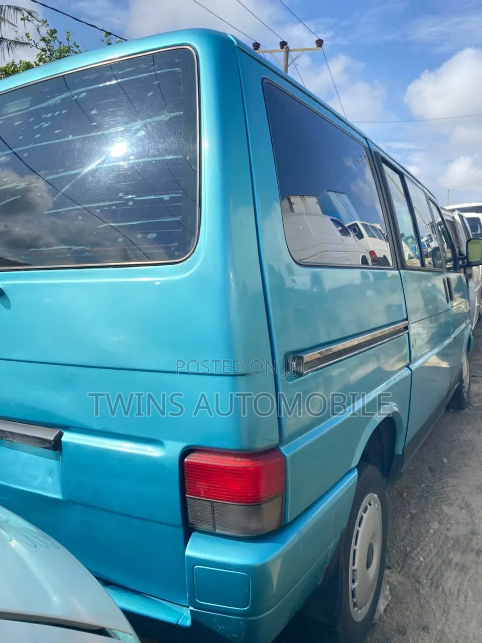 Volkswagen Transporter 2002 Blue