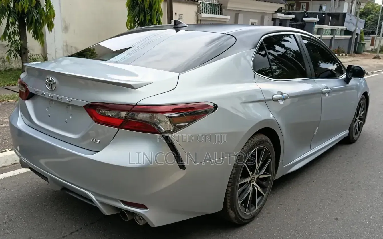 Toyota Camry 2022 Gray