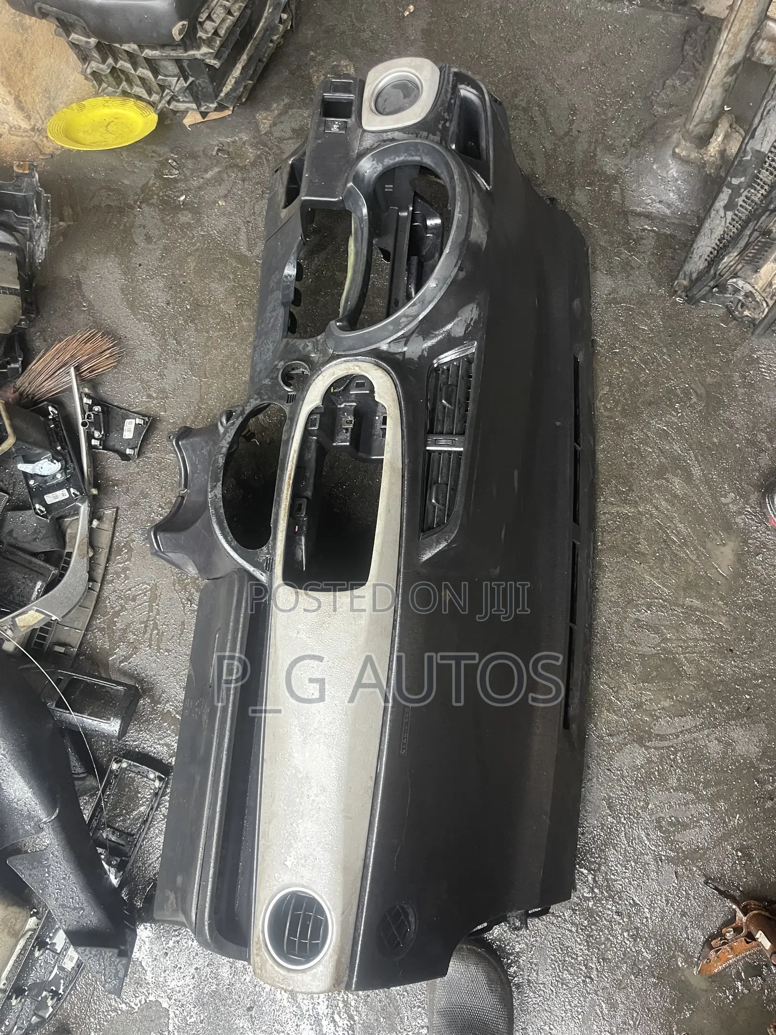 Dashboard Yaris 2013/2018