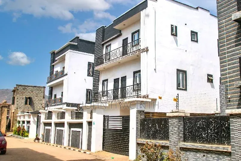 Furnished 2bdrm Duplex in Dawaki, Kado, for sale