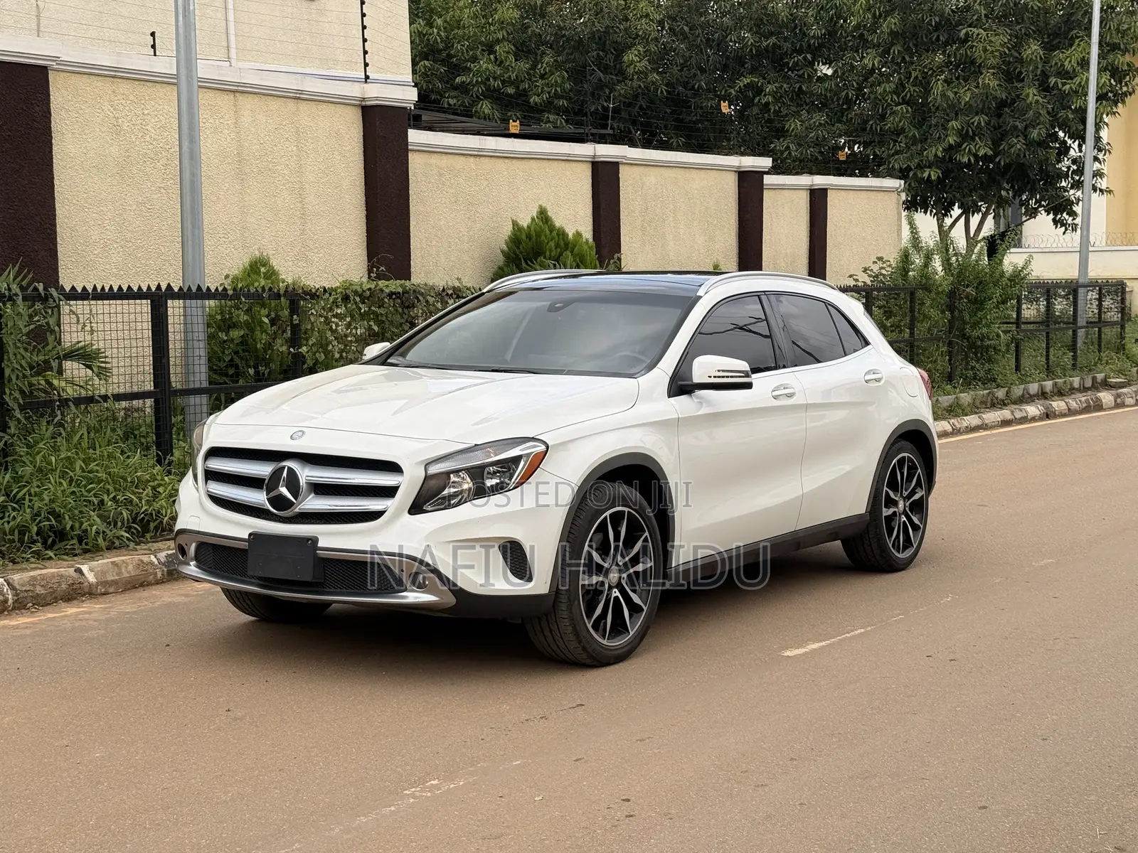 Mercedes-Benz GLA 250 2017 White