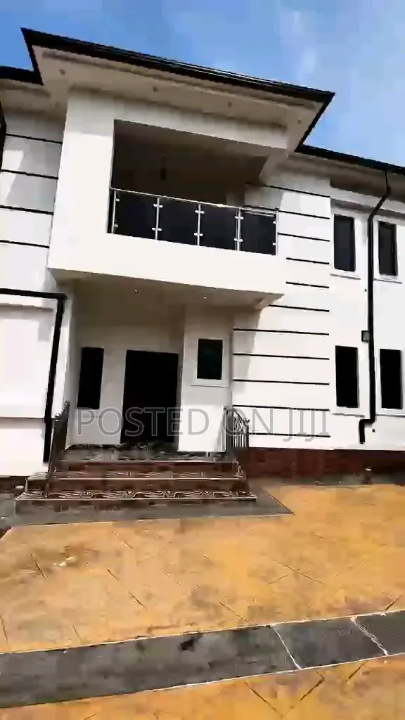 Furnished 6bdrm Duplex in Helui Estate, Enugu for sale