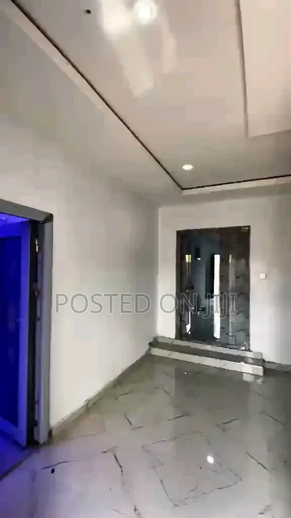 Furnished 6bdrm Duplex in Helui Estate, Enugu for sale