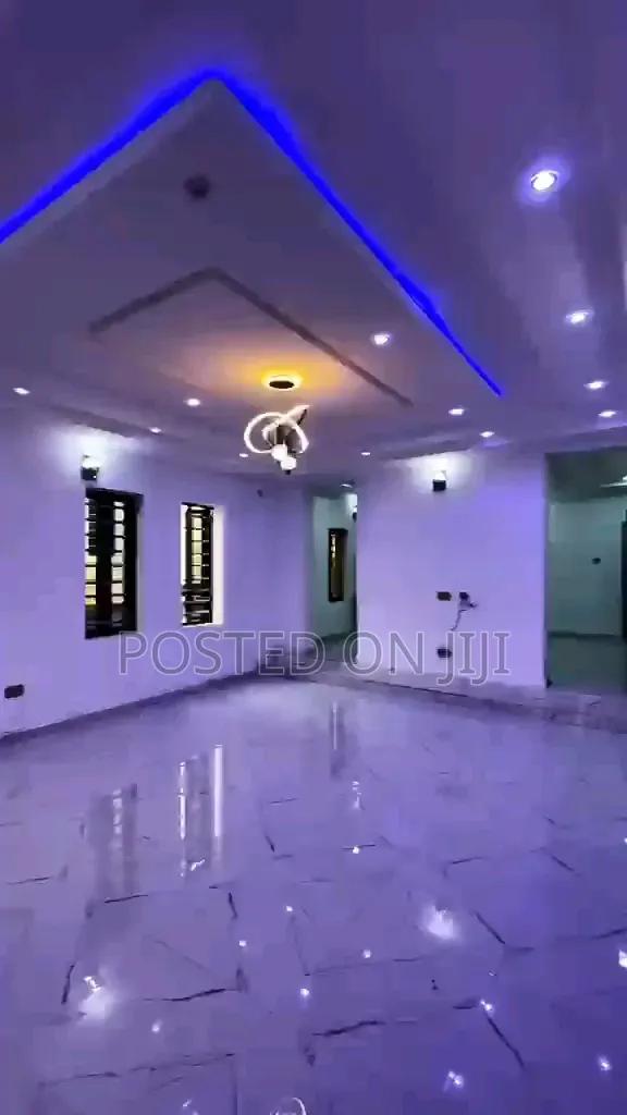 Furnished 6bdrm Duplex in Helui Estate, Enugu for sale