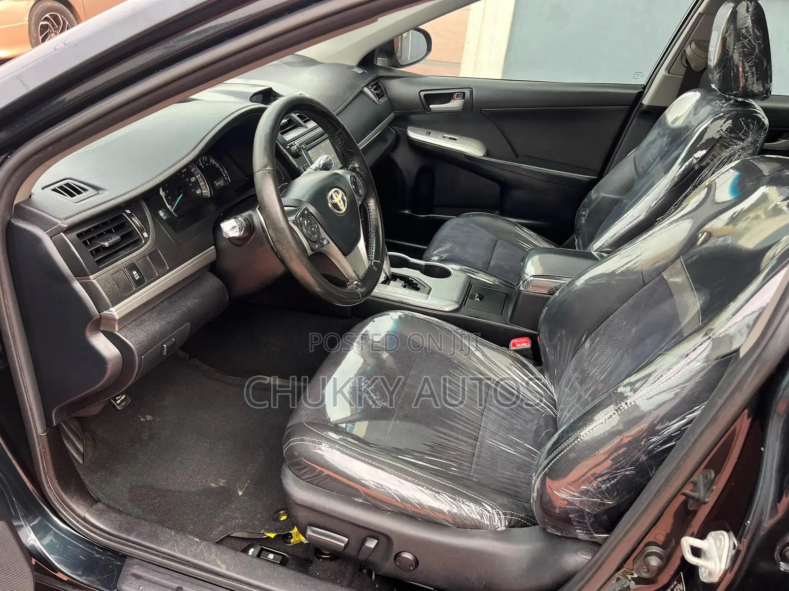 Toyota Camry SE V6 4dr Sedan (3.5L 6cyl 6A) 2012 Black