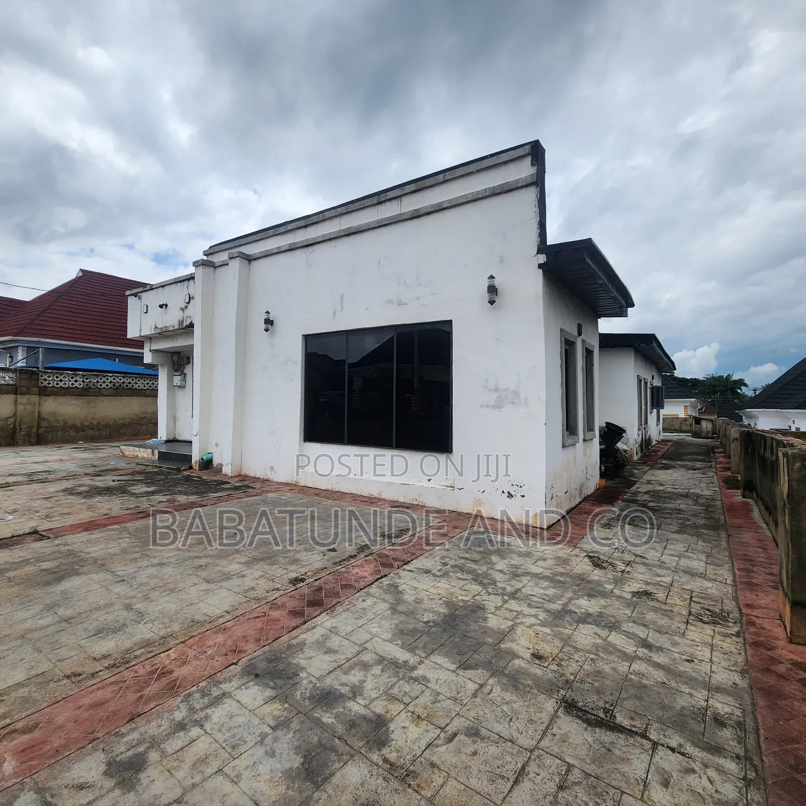 4bdrm Bungalow in City Park And, Iwo Road for sale
