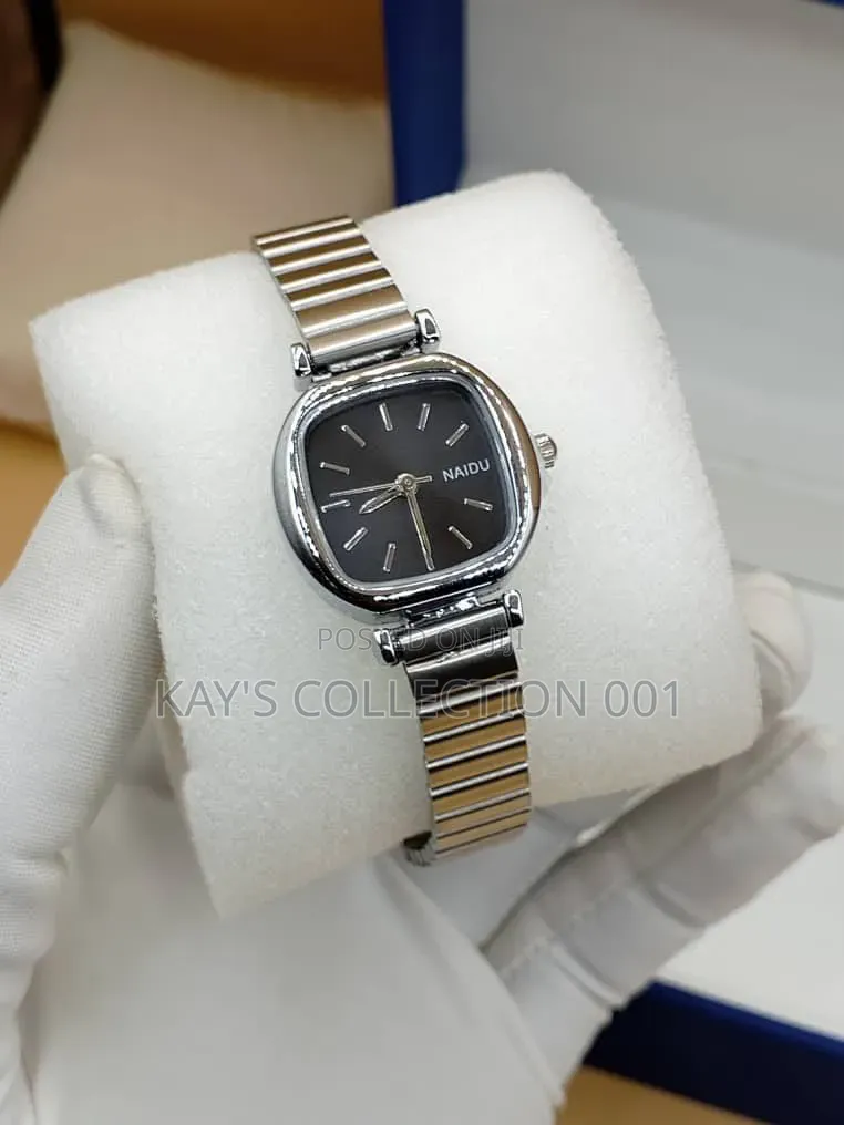 Naidu Wrist Watch Foreconer