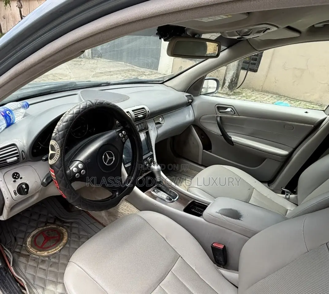 Mercedes-Benz C280 2006 Blue