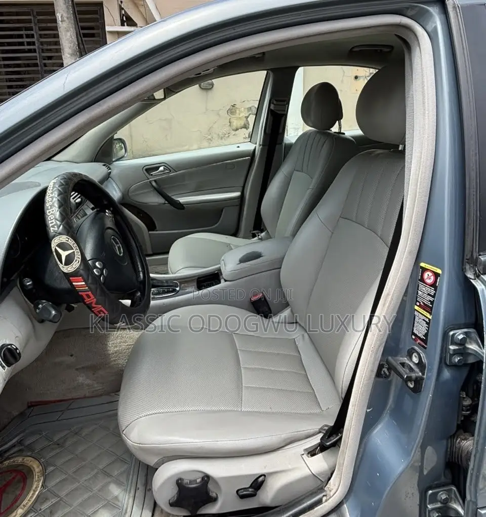 Mercedes-Benz C280 2006 Blue
