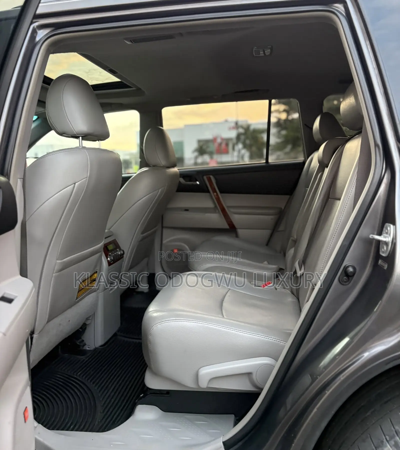 Toyota Highlander Limited Platinum 4dr SUV AWD (3.5L 6cyl 6A) 2014 Gray