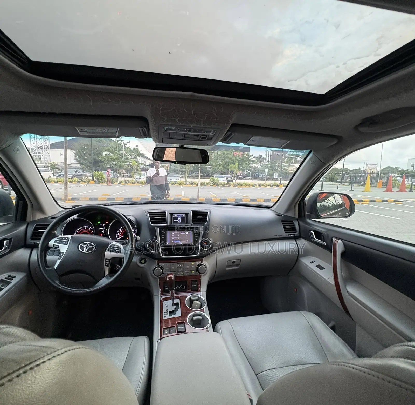 Toyota Highlander Limited Platinum 4dr SUV AWD (3.5L 6cyl 6A) 2014 Gray