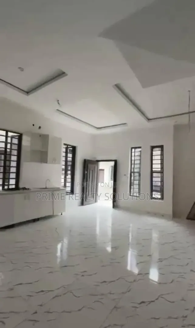 Mini Flat in Lekki Expressway for rent