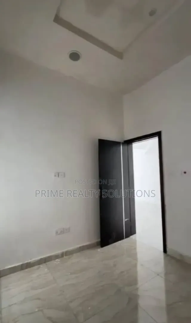 Mini Flat in Lekki Expressway for rent