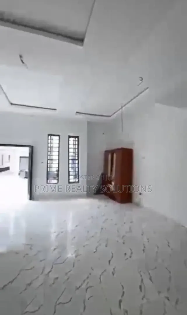 Mini Flat in Lekki Expressway for rent