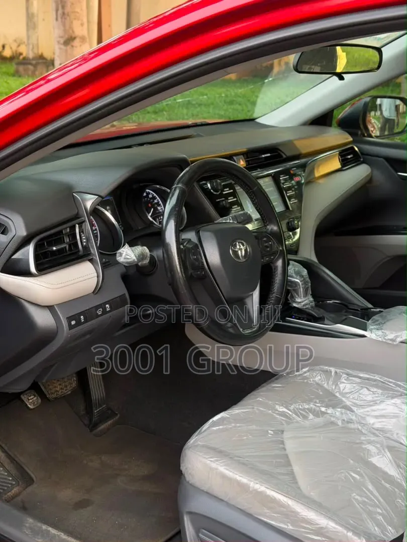 Toyota Camry 2020 Red