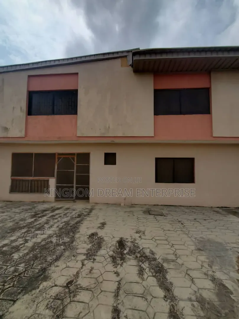 3bdrm Block of Flats in Oko Oba Abulegba for sale