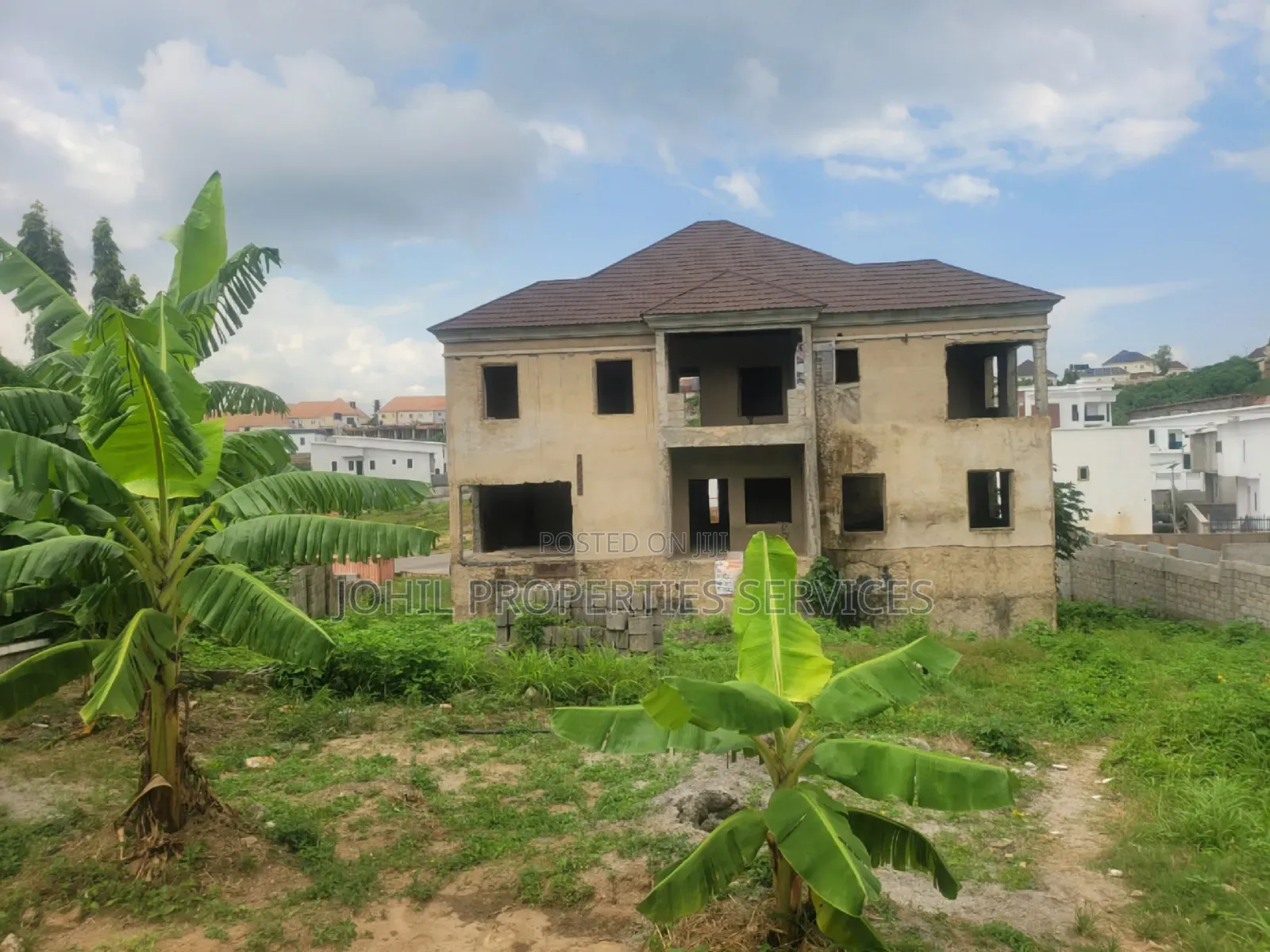5bdrm Duplex in Naf Valley Estate for sale