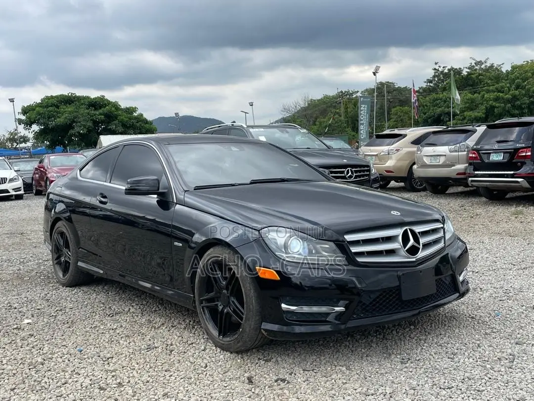 Mercedes-Benz C350 2013 Black
